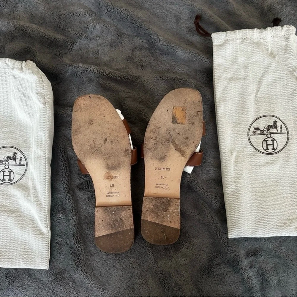 Hermes Brown Women's Sandals - Picture 2 of 4